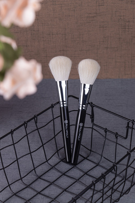 以夢為馬SZX 散粉刷與數碼設計的攝影藝術融合